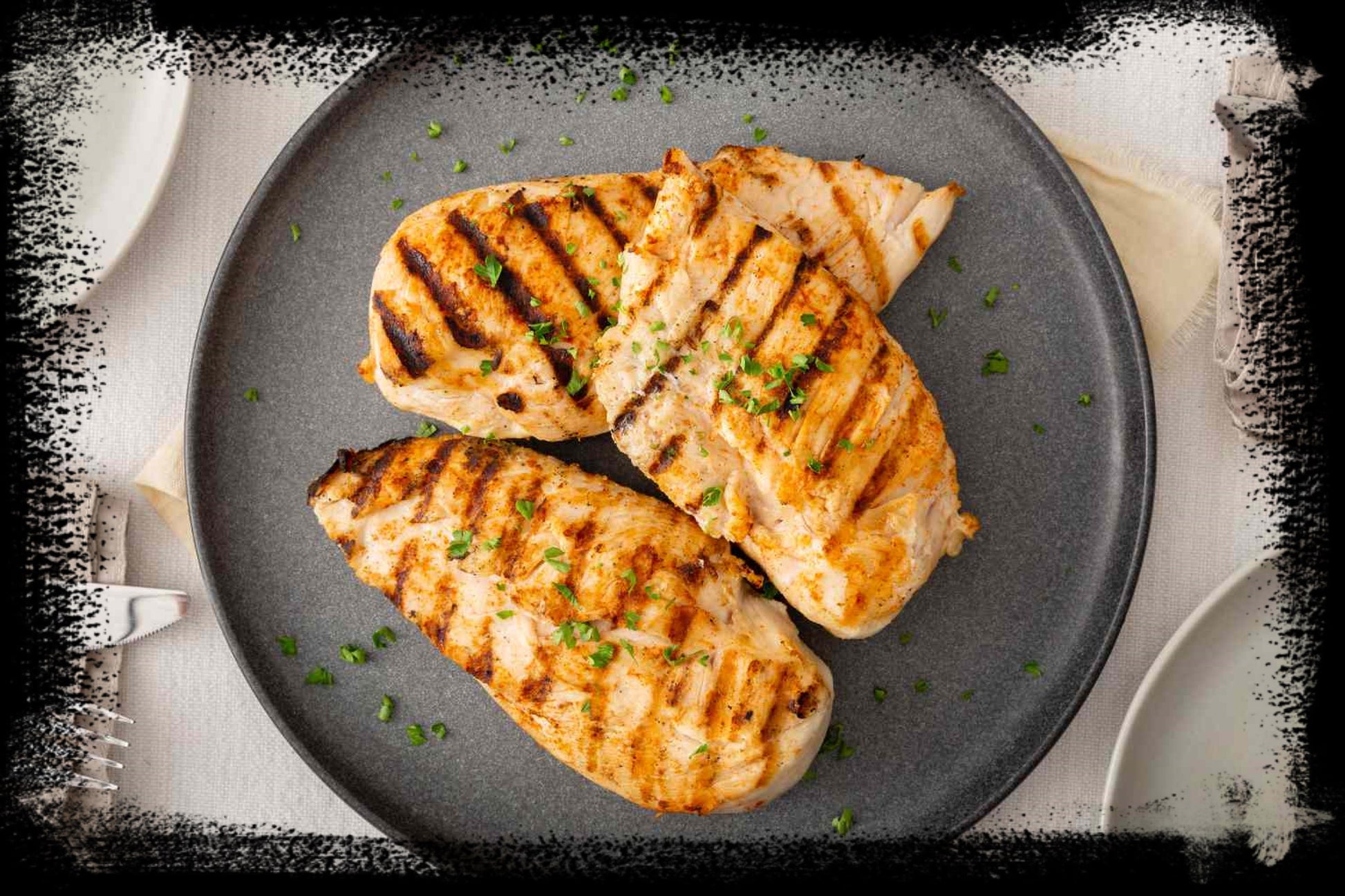 Grilled Chicken Breast (Dhs 35.90/kg) - Chilled